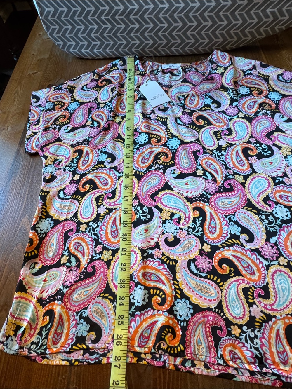 Scarves & Wraps - Picture 6 of 11